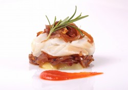 Crema ligera de pescado con tomatitos asados
