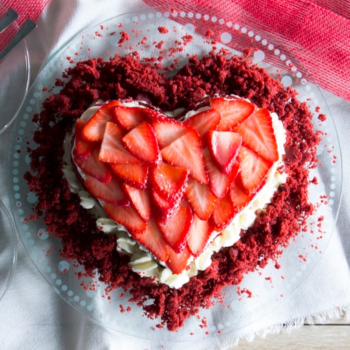 Tarta Red Velvet con Frosting de Queso
