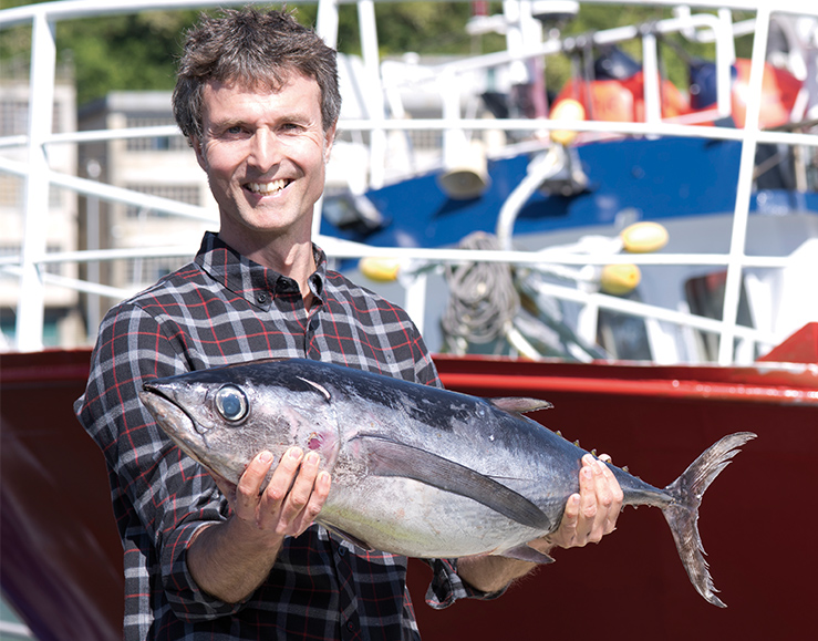 “La pesca sostenible nos permitirá seguir disfrutando en el futuro de manjares como la anchoa y el bonito”