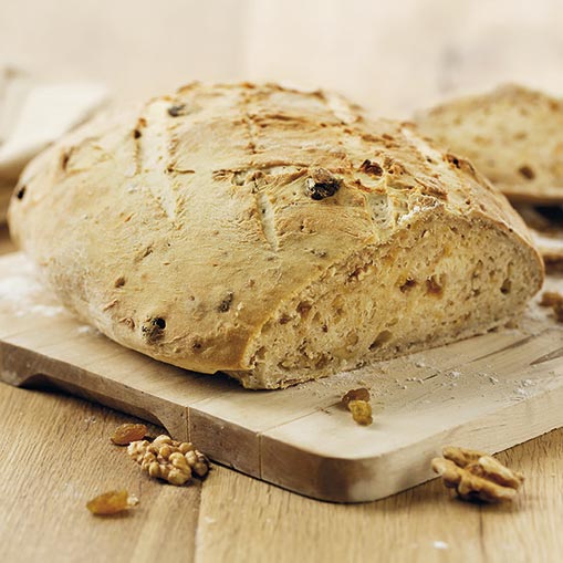 Pan con nueces y pasas con robot de cocina