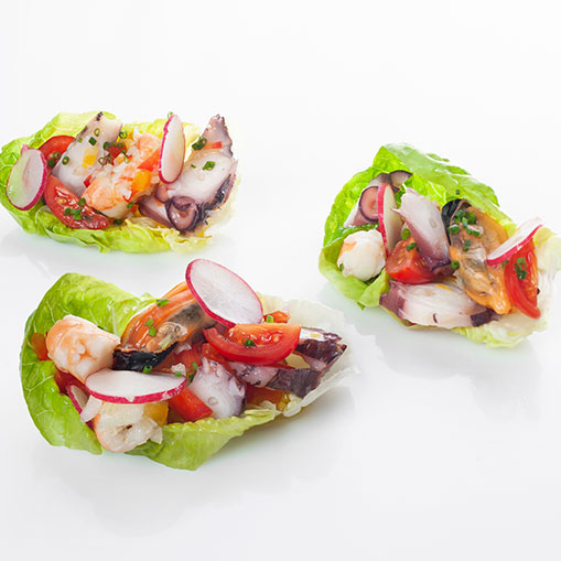 Lomo de cerdo EROSKI SeleQtia empanado con guarnición de verduras escaldadas
