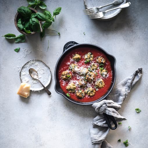 Lomo de cerdo EROSKI SeleQtia empanado con guarnición de verduras escaldadas