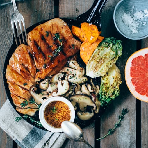 Duroc txerriaren sekretua ezti eta mostaza saltsarekin