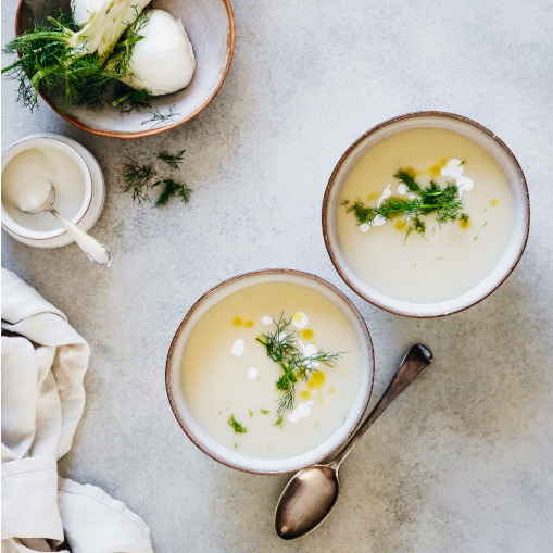 Crema de hinojo y nabo con queso fresco