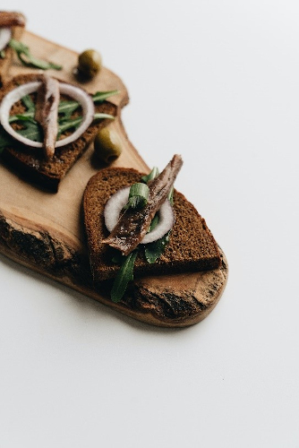 Tostada con anchoa