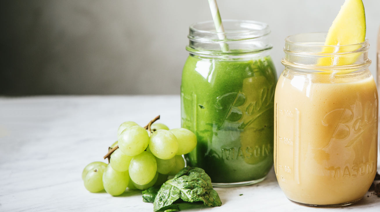 Ensalada de aguacate con aliño tropical