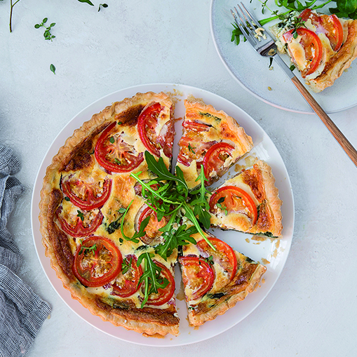 Quiche de espinacas y tomates