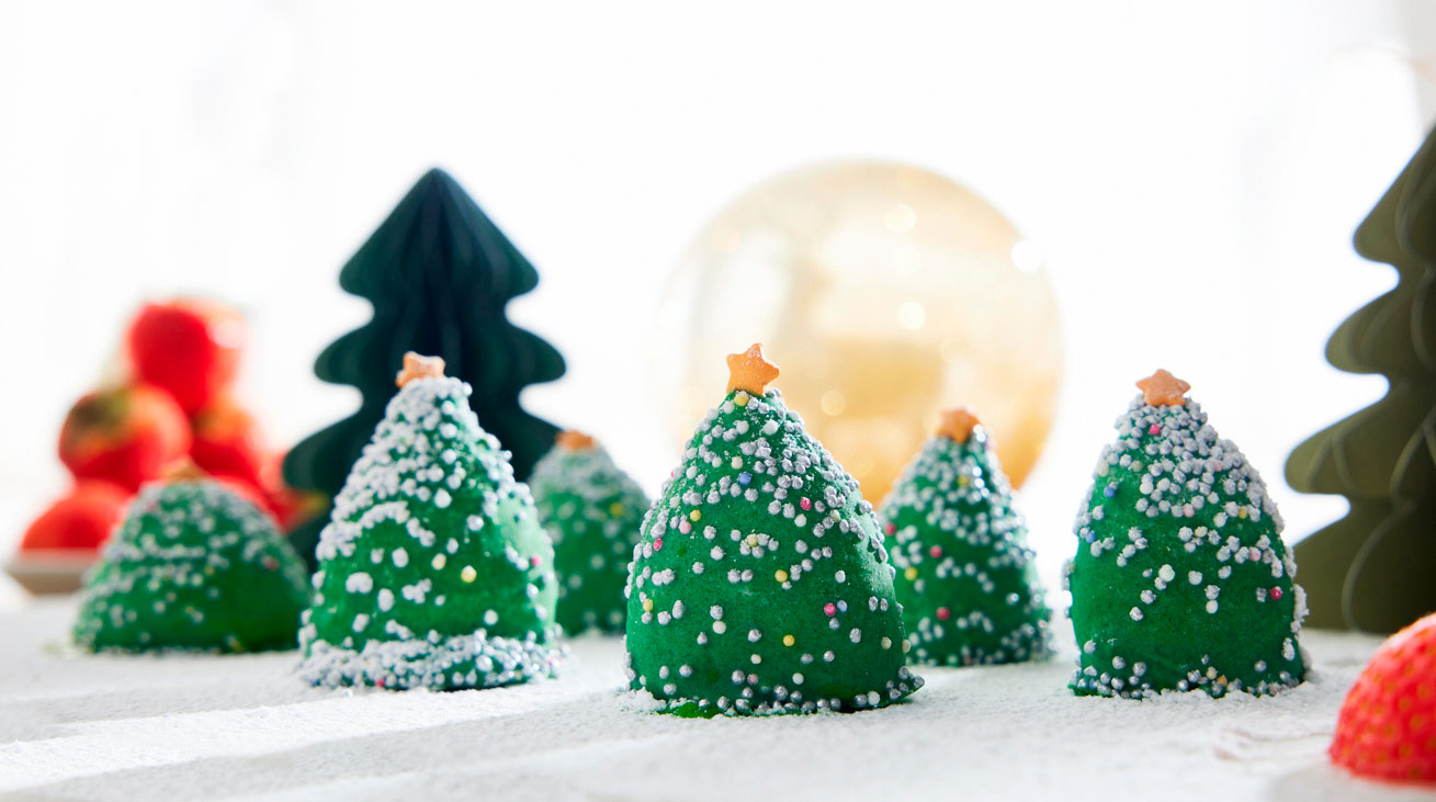 Arbolitos de fresa navideños