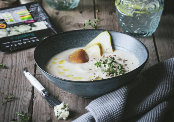 Crema de coliflor y roquefort