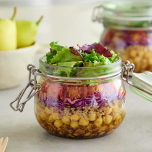 ensalada saludable de garbanzo y quinoa