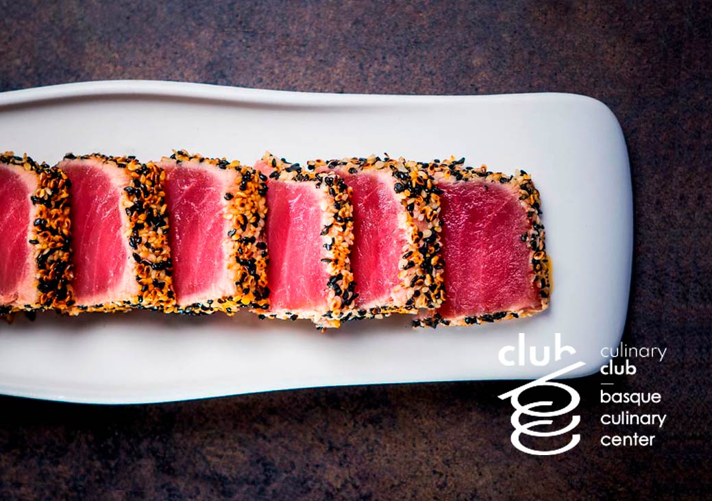 Tataki de atún con salsa cítrica