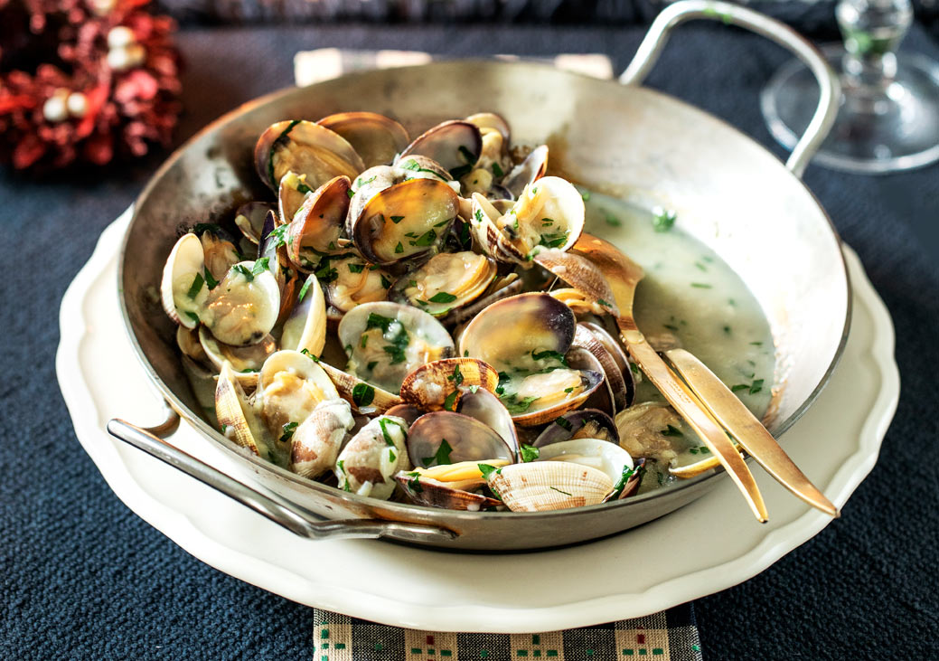 Canapé de pechuga de pavo EROSKI Sannia con piña y nueces