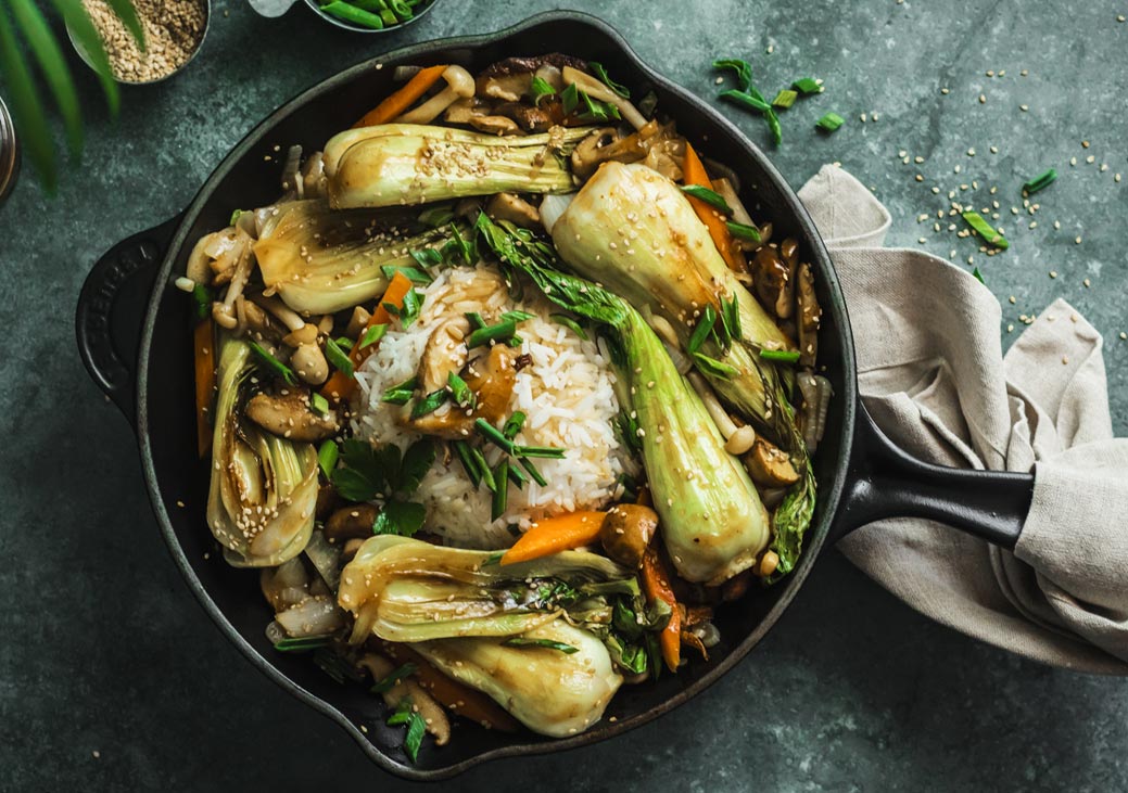 Ensalada de canónigos y brotes tiernos EROSKI con salsa de mostaza