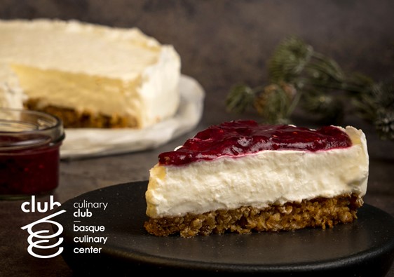 Cheesecake ligera de kefir con frutos rojos