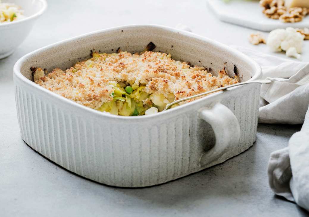 Verduras horneadas con crujiente de coliflor